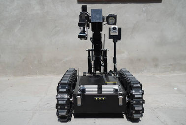 Wireless / Wired Tactful Eod Robot Helps Move Dangerous Bombs With Mechanical Arm