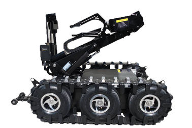 Wireless / Wired Tactful Eod Robot Helps Move Dangerous Bombs With Mechanical Arm